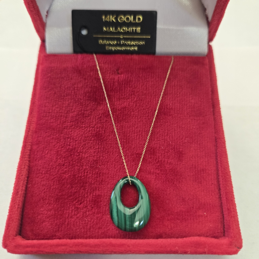 14kt Solid Yellow Gold Genuine Malachite Gemstone Necklace